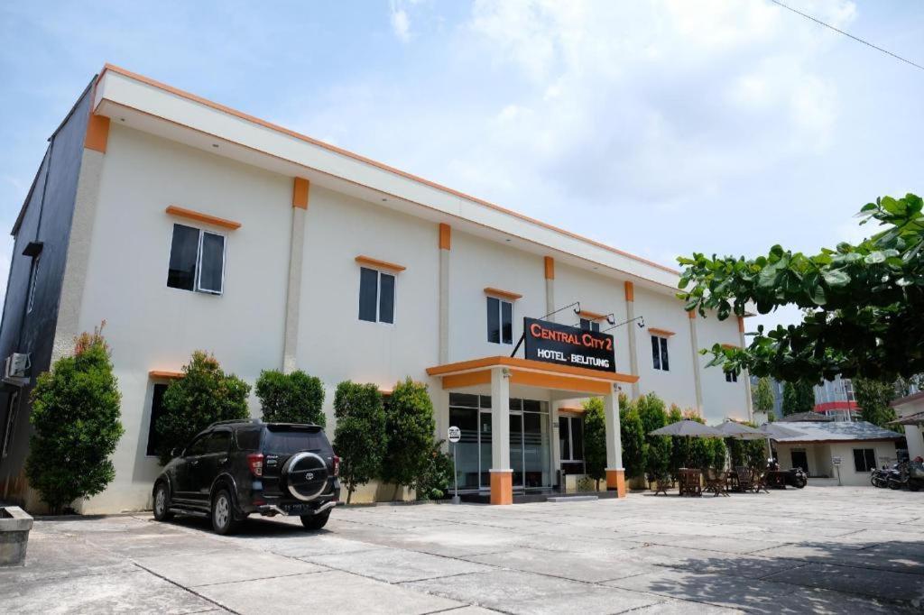 Oyo 1616 Hotel Central City 2 Tanjung Pandan Eksteriør bilde